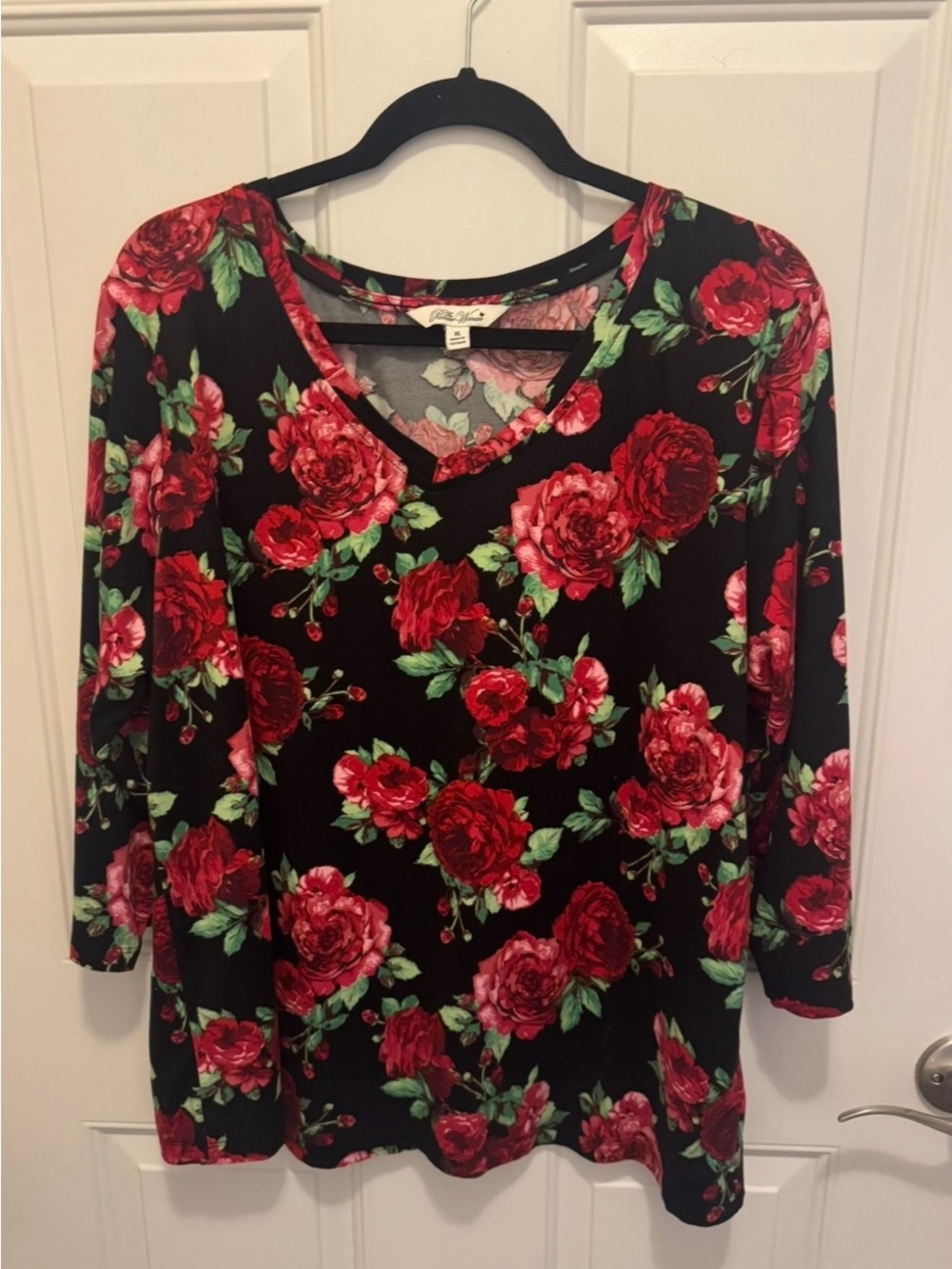 The Pioneer Woman Red Rose Print V-Neck Long Sleeve Top on Black